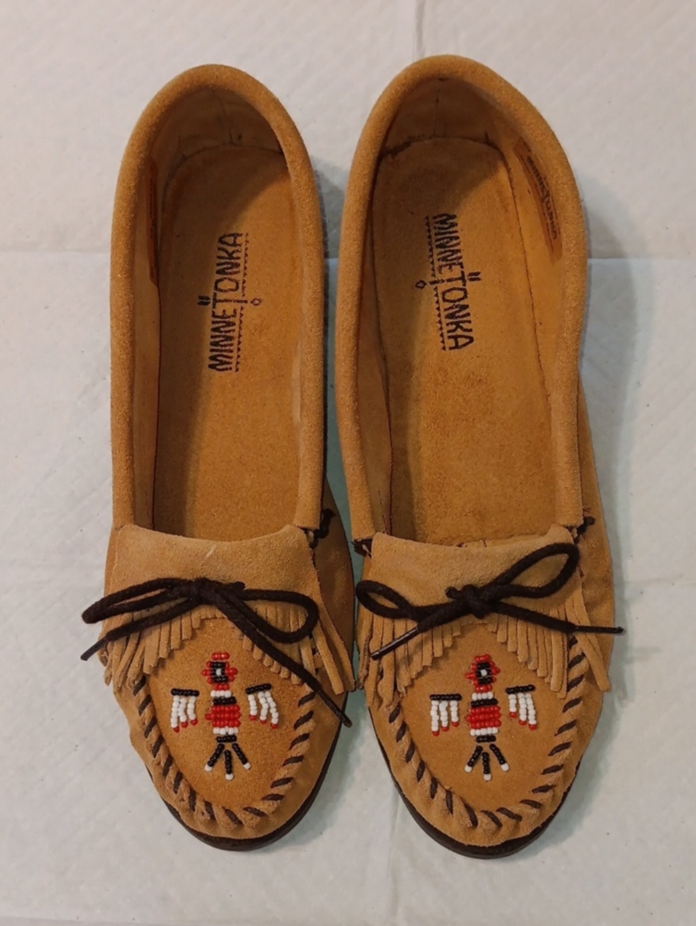 Minnetonka Tan Suede Beaded Thunderbird Boat Sole Moccasins 10